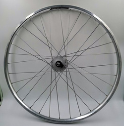 Lekkie Koło 28 z prądnicą Shimano DH-C3000-3N-NT