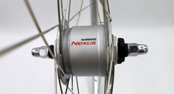 Lekkie Koło 28 z prądnicą Shimano DH-C3000-3N-NT