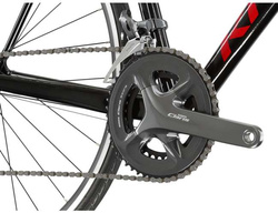 Kross VENTO 2.0 rozmiar L 22" kolor czarno czerwony model 2023 KRVE2Z28X21M005384