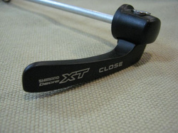 Zacisk  piasty tylnej Shimano XT